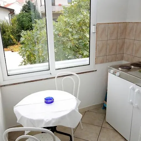 Studio Podaca 4747b * וליקי דרבניק